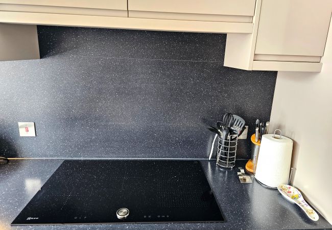 Rent by room in Inverness - mySTAYINN  Abermar Guest House | Room 13 Rent by room in Inverness - mySTAYINN  Abermar Guest House | Room 13