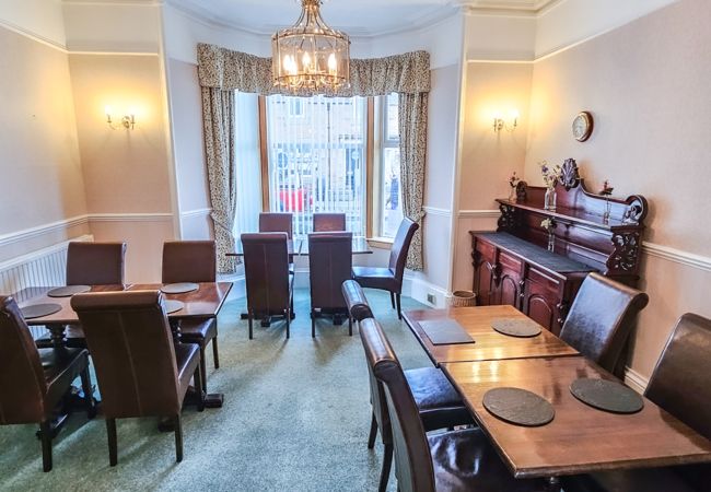 Rent by room in Inverness - mySTAYINN  Abermar Guest House | Room 13 Rent by room in Inverness - mySTAYINN  Abermar Guest House | Room 13