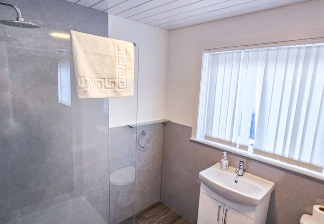 Rent by room in Inverness - mySTAYINN  Abermar Guest House | Room 13 Rent by room in Inverness - mySTAYINN  Abermar Guest House | Room 13