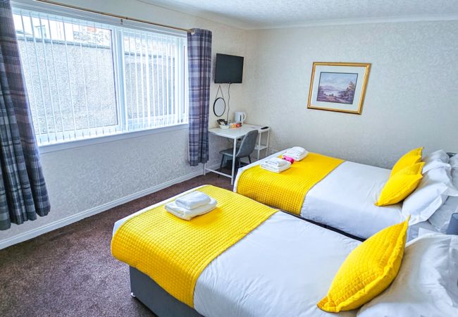 Rent by room in Inverness - mySTAYINN  Abermar Guest House | Room 13 Rent by room in Inverness - mySTAYINN  Abermar Guest House | Room 13