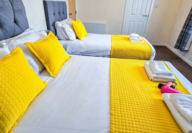 Rent by room in Inverness - mySTAYINN  Abermar Guest House | Room 13 Rent by room in Inverness - mySTAYINN  Abermar Guest House | Room 13