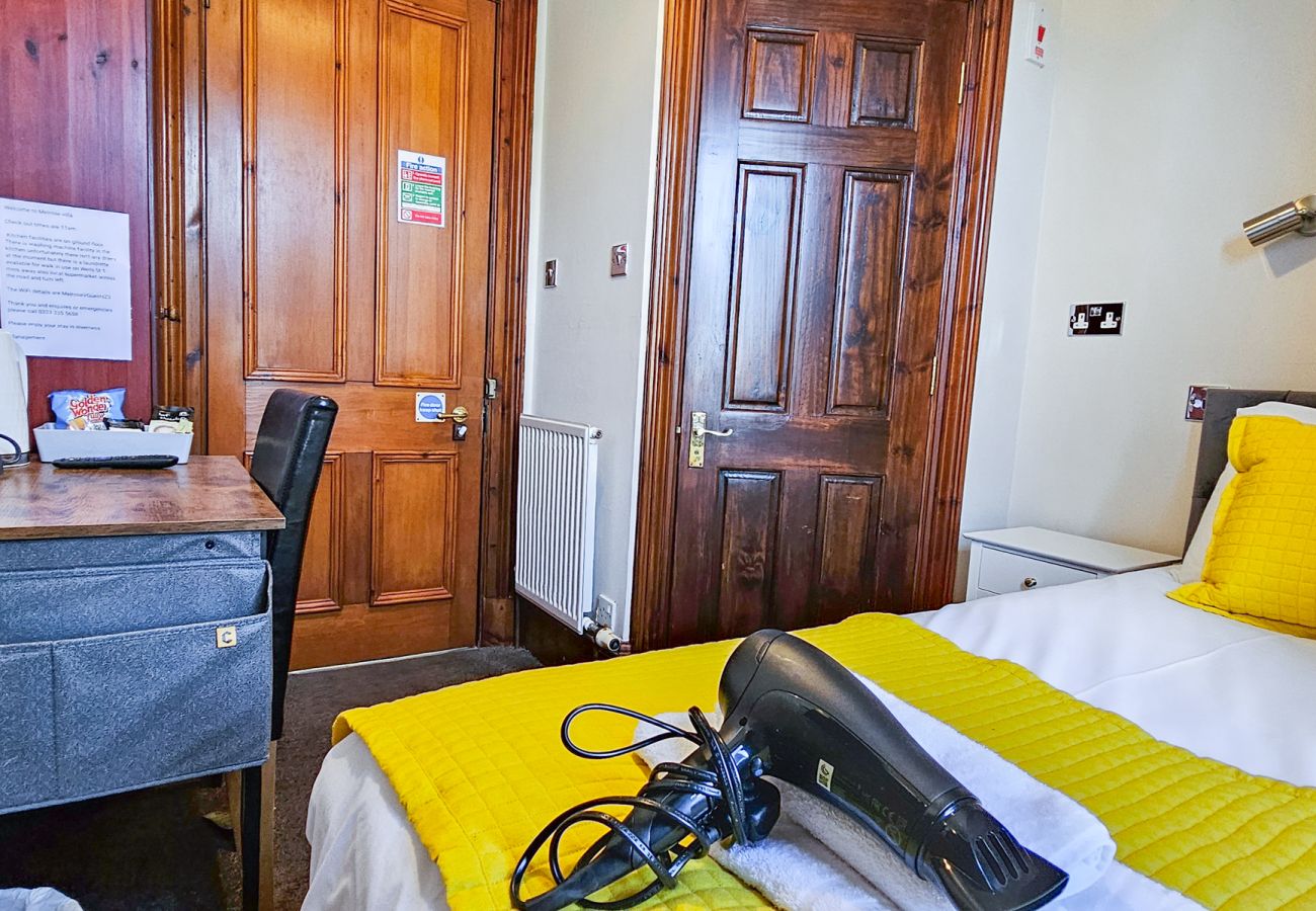House in Inverness - mySTAYINN Melrose Villa 11 Bedroom House