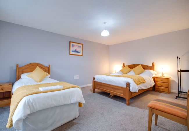 House in Inverness - Novar 4 Bedroom House - Alness House in Inverness - Novar 4 Bedroom House - Alness