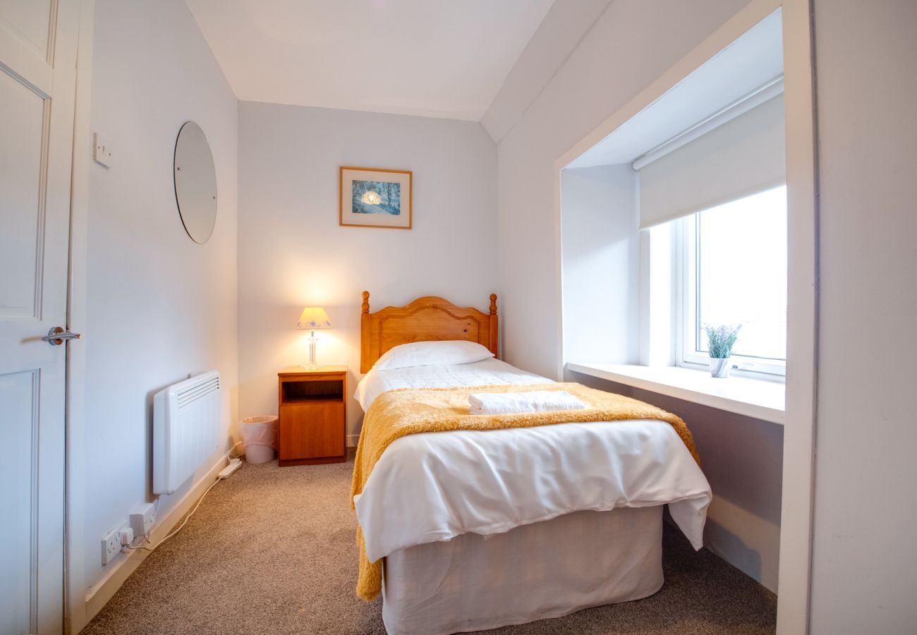 House in Inverness - Novar 4 Bedroom House - Alness