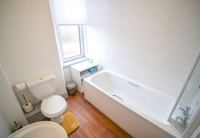 House in Inverness - Telford Rd 5 Bedroom House - Inverness	 House in Inverness - Telford Rd 5 Bedroom House - Inverness