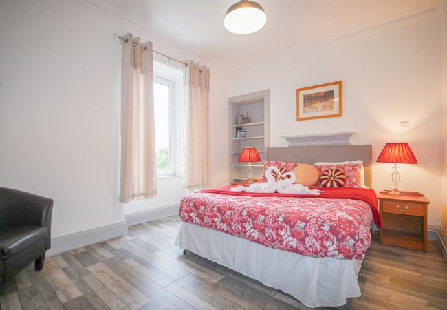 House in Inverness - Telford Rd 5 Bedroom House - Inverness	 House in Inverness - Telford Rd 5 Bedroom House - Inverness