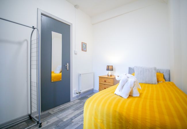 House in Inverness - Telford Rd 5 Bedroom House - Inverness	 House in Inverness - Telford Rd 5 Bedroom House - Inverness