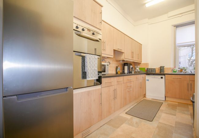 House in Inverness - Telford Rd 5 Bedroom House - Inverness	 House in Inverness - Telford Rd 5 Bedroom House - Inverness