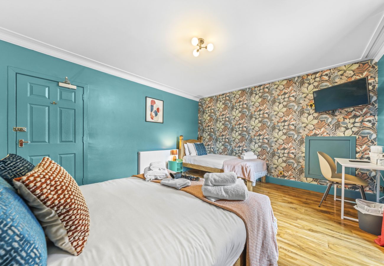 Apartment in Inverness - Cromarty 4 Bedroom Apartment -Inverness 