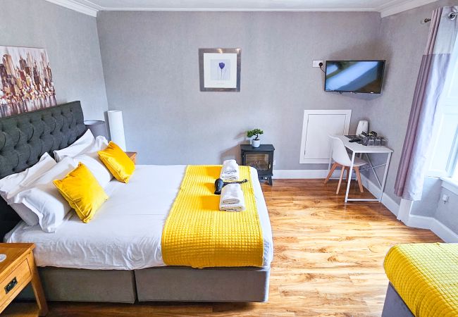 Rent by room in Inverness - mySTAYINN Cromarty Guest house - Room 4 Rent by room in Inverness - mySTAYINN Cromarty Guest house - Room 4