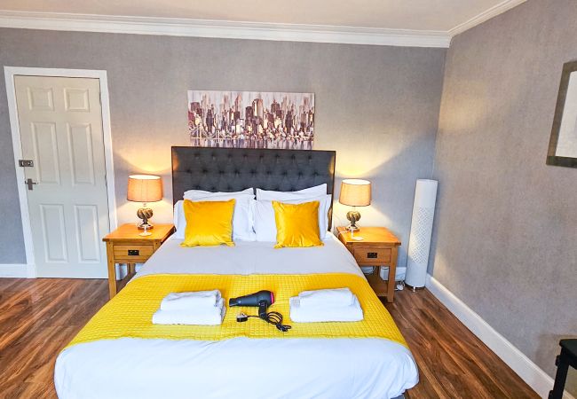 Rent by room in Inverness - mySTAYINN Cromarty Guest house - Room 4 Rent by room in Inverness - mySTAYINN Cromarty Guest house - Room 4