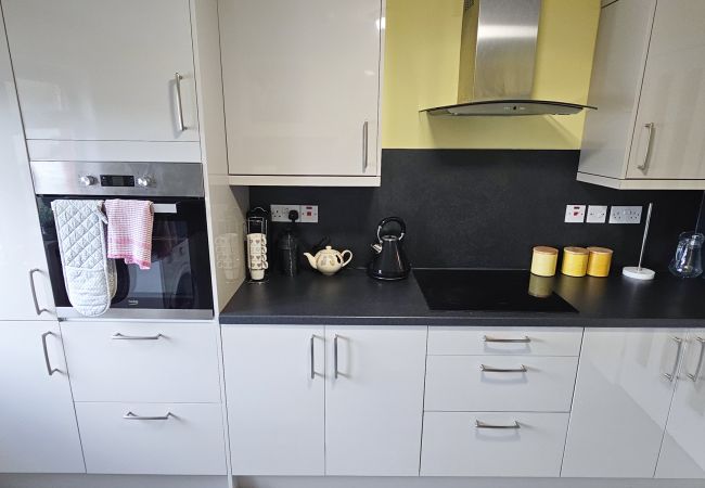 Rent by room in Inverness - mySTAYINN Cromarty Guest house - Room 4 Rent by room in Inverness - mySTAYINN Cromarty Guest house - Room 4