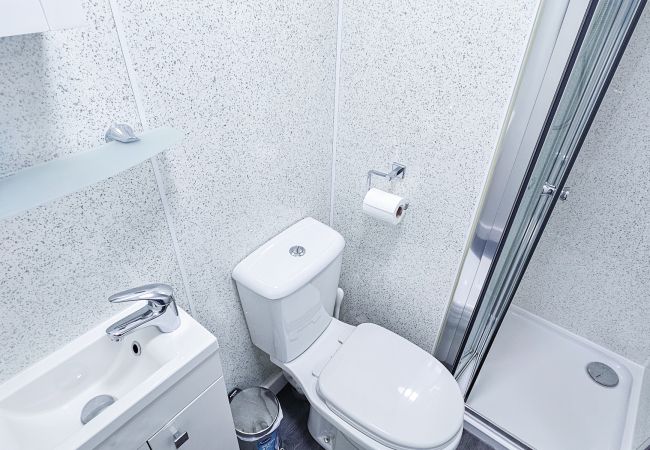 Apartment in Inverness - Lovat 2 Bedroom Apartment - Inverness Apartment in Inverness - Lovat 2 Bedroom Apartment - Inverness