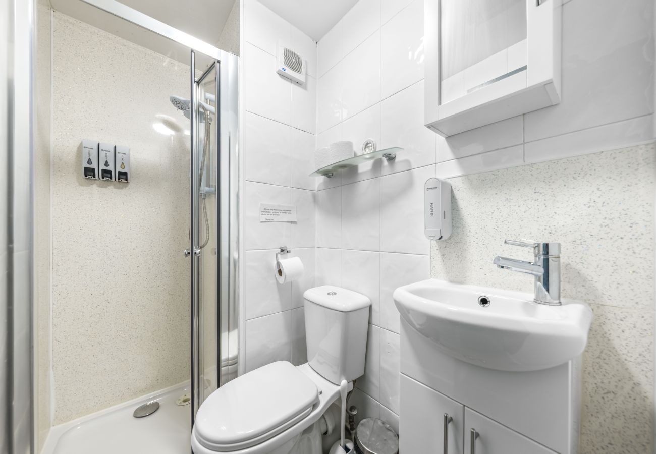 Apartment in Inverness - Lovat 2 Bedroom Apartment - Inverness