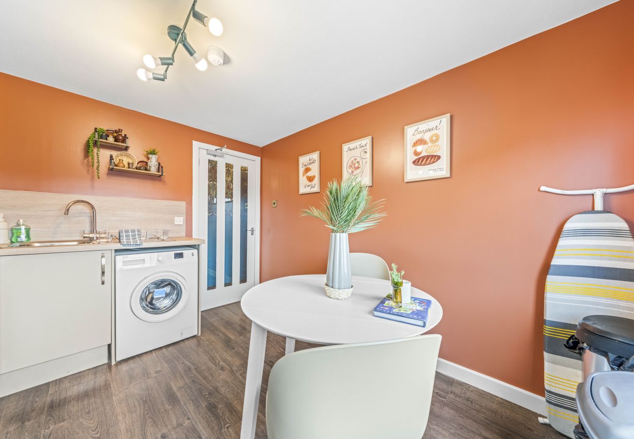 Apartment in Inverness - Lovat 2 Bedroom Apartment - Inverness