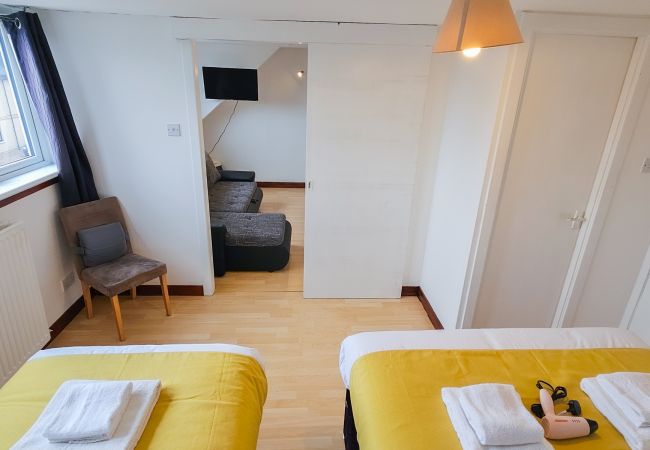 Rent by room in Inverness - mySTAYINN Inverness Guest house - Room 9 Rent by room in Inverness - mySTAYINN Inverness Guest house - Room 9