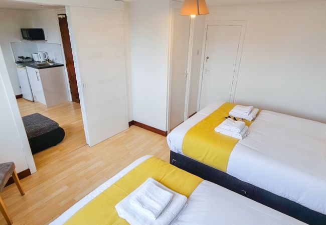 Rent by room in Inverness - mySTAYINN Inverness Guest house - Room 9 Rent by room in Inverness - mySTAYINN Inverness Guest house - Room 9