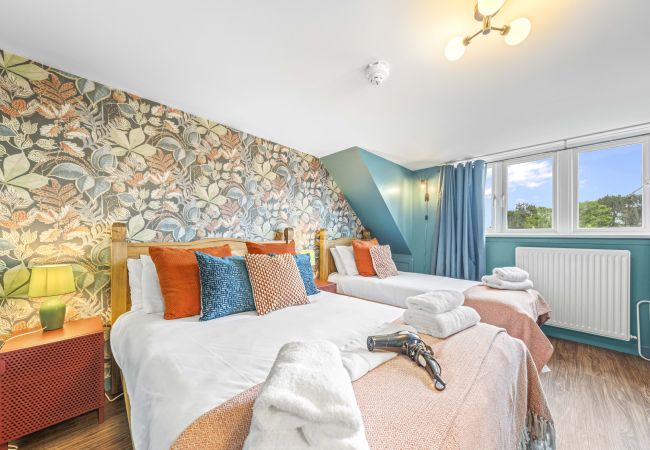 Rent by room in Inverness - mySTAYINN Inverness Guest house - Room 9