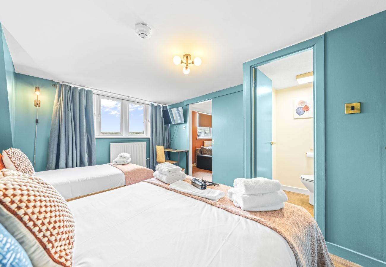 Rent by room in Inverness - mySTAYINN Inverness Guest house - Room 9