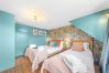Rent by room in Inverness - mySTAYINN Inverness Guest house - Room 9