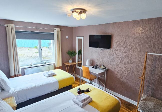Rent by room in Inverness - mySTAYINN Cromarty Guest house - Room 2 Rent by room in Inverness - mySTAYINN Cromarty Guest house - Room 2