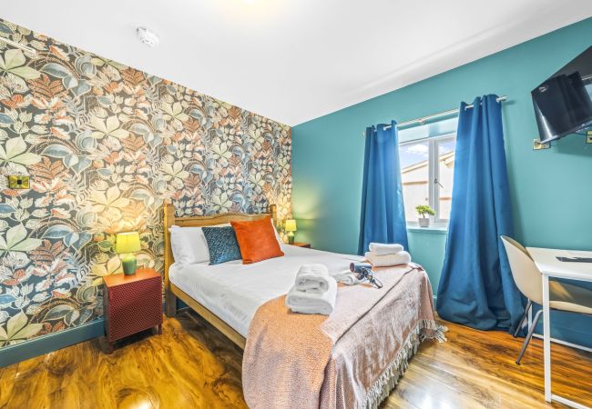 Rent by room in Inverness - mySTAYINN Cromarty Guest house - Room 3