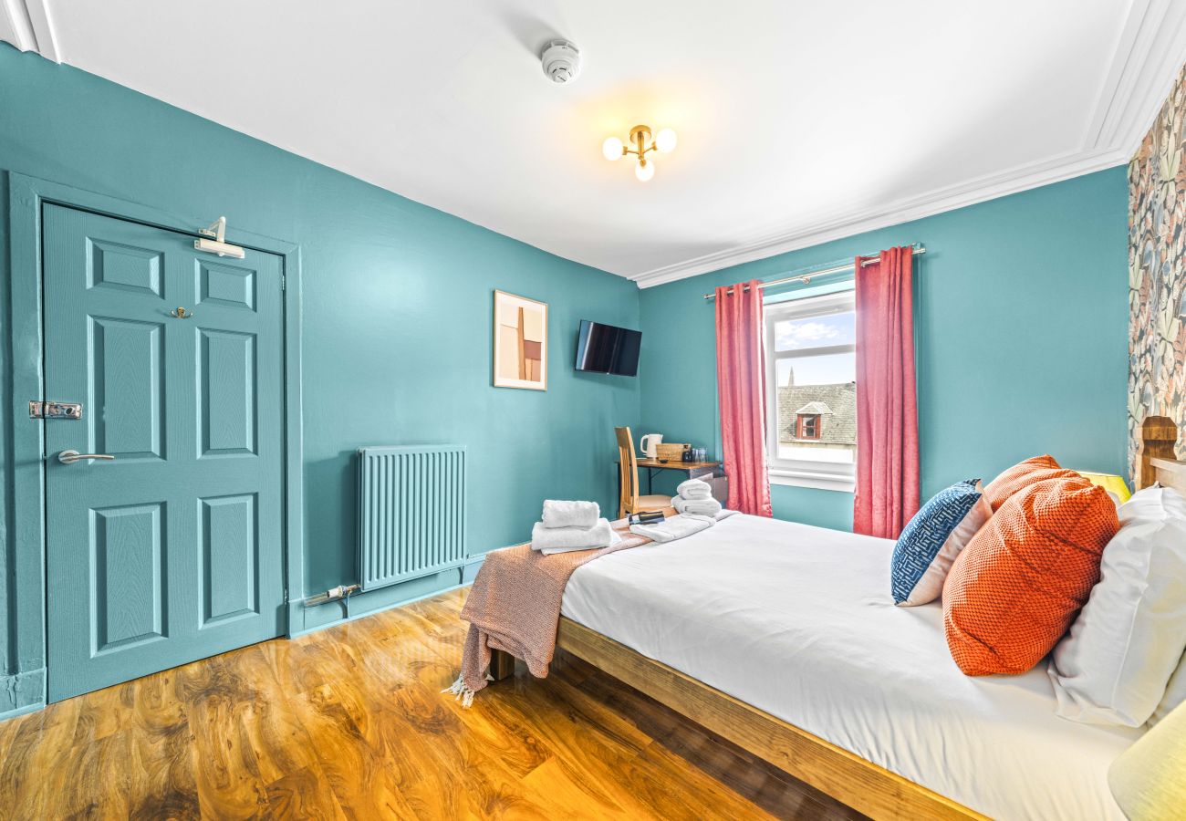 Rent by room in Inverness - mySTAYINN Fraser Guest House - Room 7