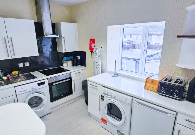 Rent by room in Inverness - mySTAYINN Fraser Guest House - Room 8 Rent by room in Inverness - mySTAYINN Fraser Guest House - Room 8