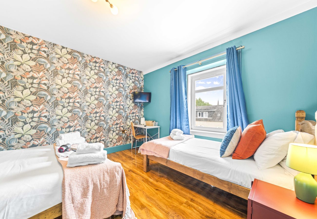 Rent by room in Inverness - mySTAYINN Fraser Guest House - Room 8