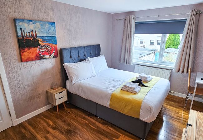 Rent by room in Inverness - mySTAYINN Lovat Guest House - Room 6 Rent by room in Inverness - mySTAYINN Lovat Guest House - Room 6