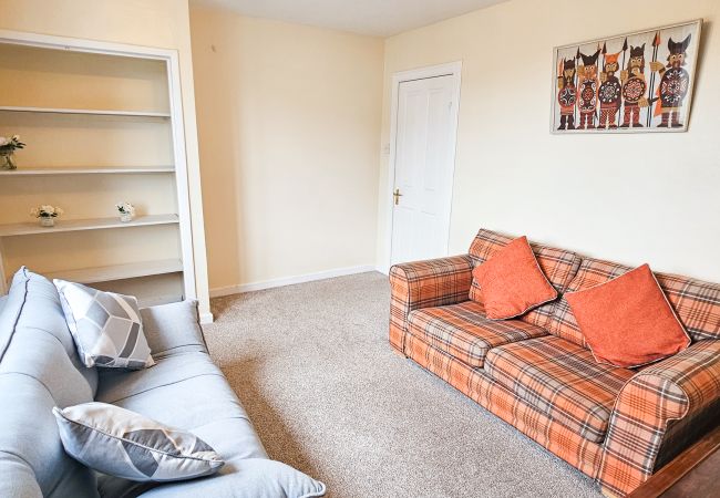 House in Inverness - 1 Bedroom House - Inverness - River Canal  House in Inverness - 1 Bedroom House - Inverness - River Canal