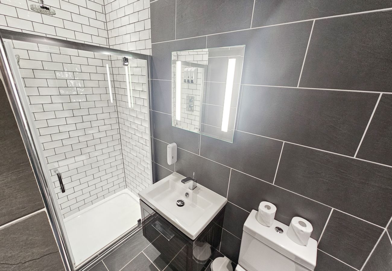 Apartment in Edinburgh - Spacious 2 Bedroom Apartment in the heart of New Town 