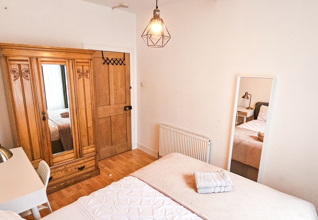 Apartment in Edinburgh - Harry Potter Styled 3-bed apartment - Edinburgh
