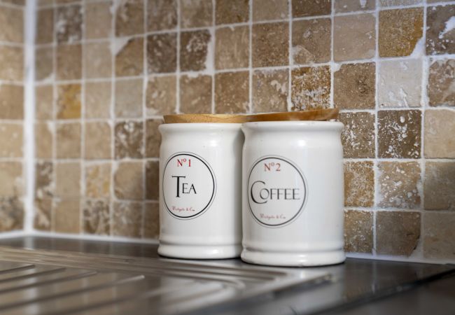 Apartment in Alexandria - Charming 1-Bedroom Home in Alexandria Apartment in Alexandria - Charming 1-Bedroom Home in Alexandria