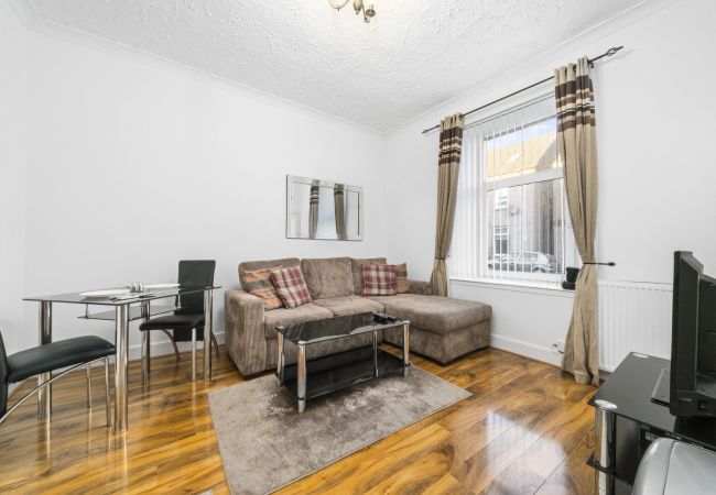 Apartment in Alexandria - Charming 1-Bedroom Home in Alexandria Apartment in Alexandria - Charming 1-Bedroom Home in Alexandria