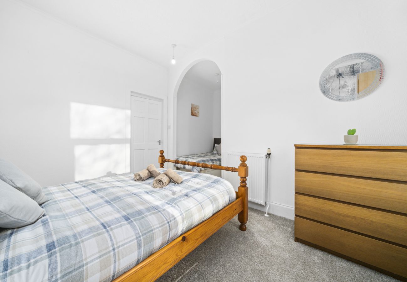 Apartment in Alexandria - Charming 1-Bedroom Home in Alexandria