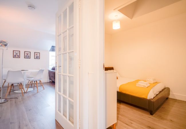 Apartment in Inverness - Comfortable 2-Bedroom Inverness Flat  Apartment in Inverness - Comfortable 2-Bedroom Inverness Flat