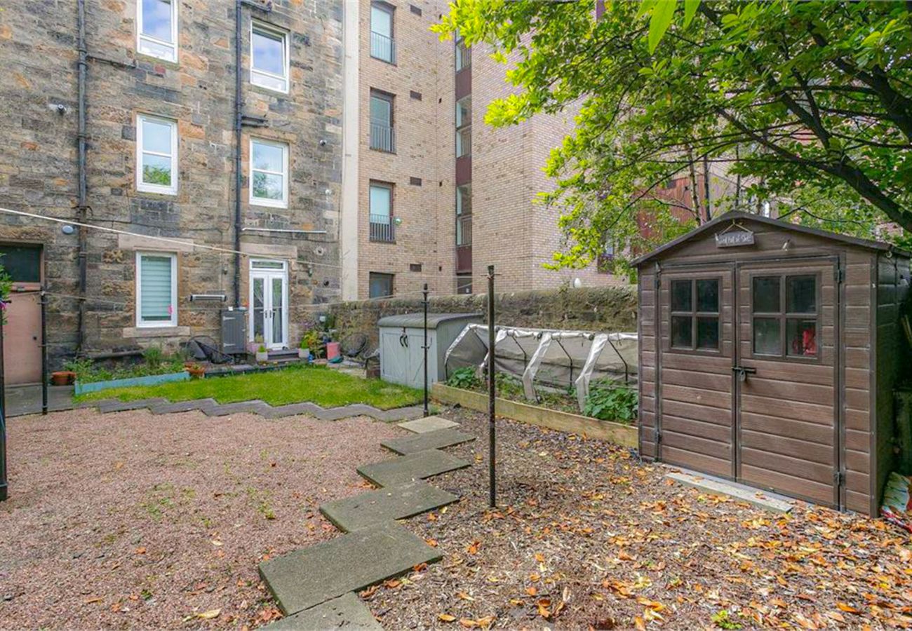 Apartment in Edinburgh - Charming 1 Bedroom in Edinburgh's West End