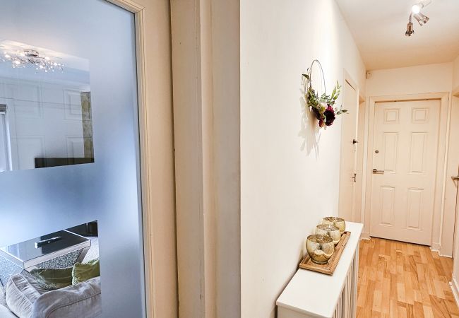 Apartment in Edinburgh - Dochart 3 Bedroom Apartment - Edinburgh Apartment in Edinburgh - Dochart 3 Bedroom Apartment - Edinburgh