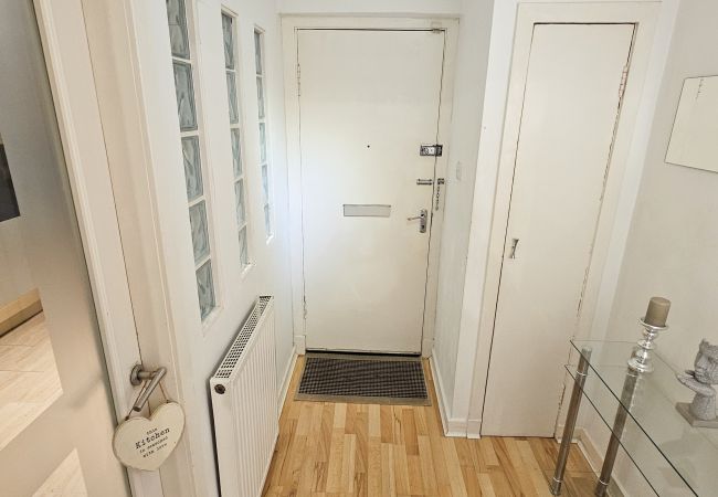 Apartment in Edinburgh - Dochart 3 Bedroom Apartment - Edinburgh Apartment in Edinburgh - Dochart 3 Bedroom Apartment - Edinburgh