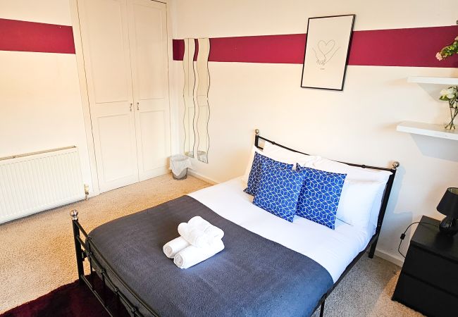 Apartment in Edinburgh - Dochart 3 Bedroom Apartment - Edinburgh Apartment in Edinburgh - Dochart 3 Bedroom Apartment - Edinburgh