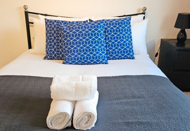 Apartment in Edinburgh - Dochart 3 Bedroom Apartment - Edinburgh Apartment in Edinburgh - Dochart 3 Bedroom Apartment - Edinburgh