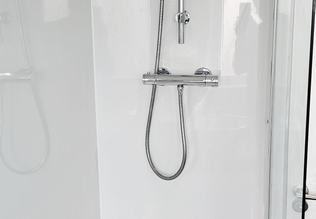 Apartment in Edinburgh - Dochart 3 Bedroom Apartment - Edinburgh Apartment in Edinburgh - Dochart 3 Bedroom Apartment - Edinburgh