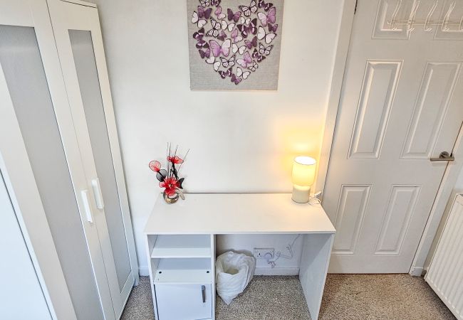 Apartment in Edinburgh - Dochart 3 Bedroom Apartment - Edinburgh Apartment in Edinburgh - Dochart 3 Bedroom Apartment - Edinburgh