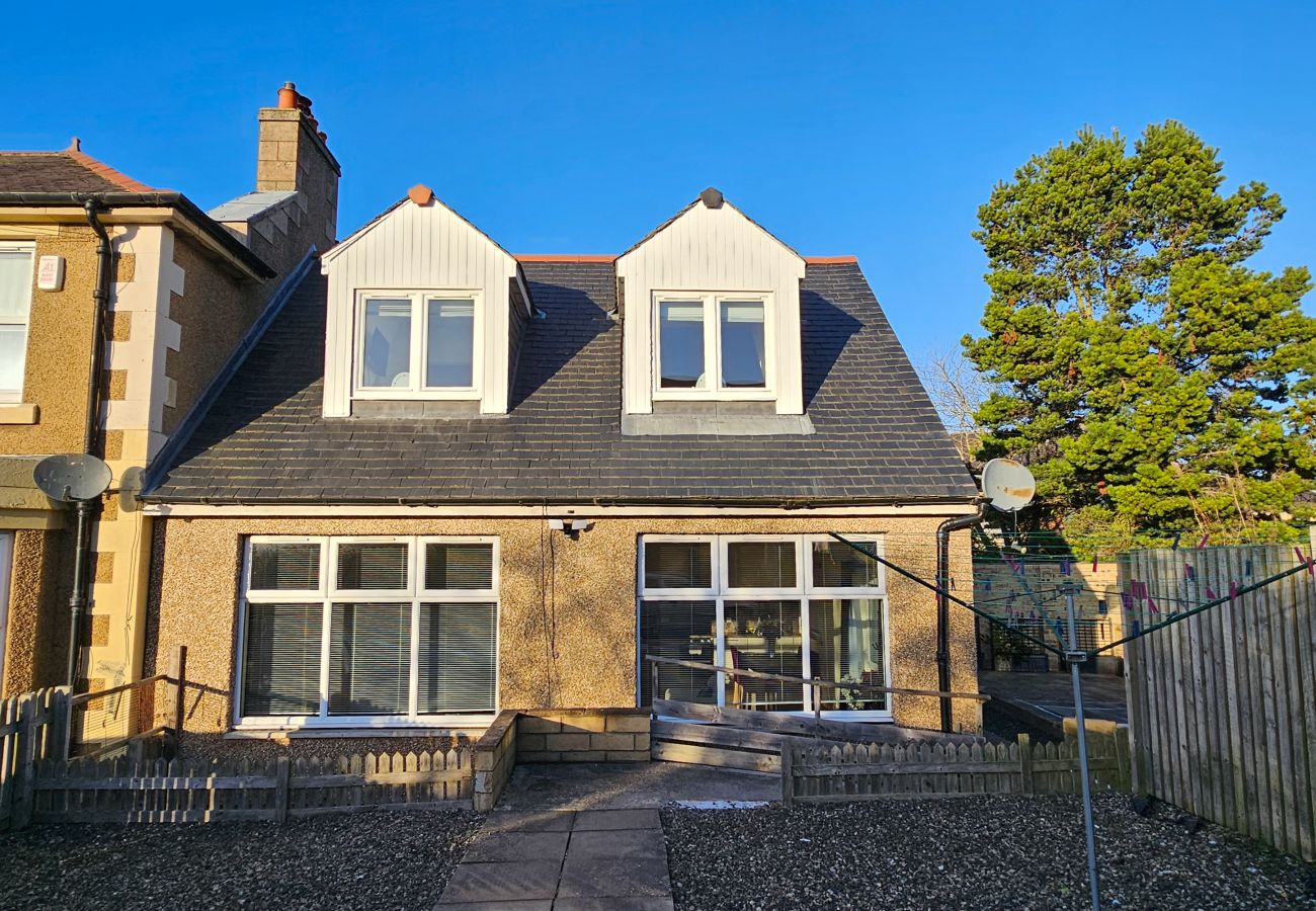 House in Gorebridge - Stobhill 2 Bedroom House W/ sofa bed - Gorebridge 