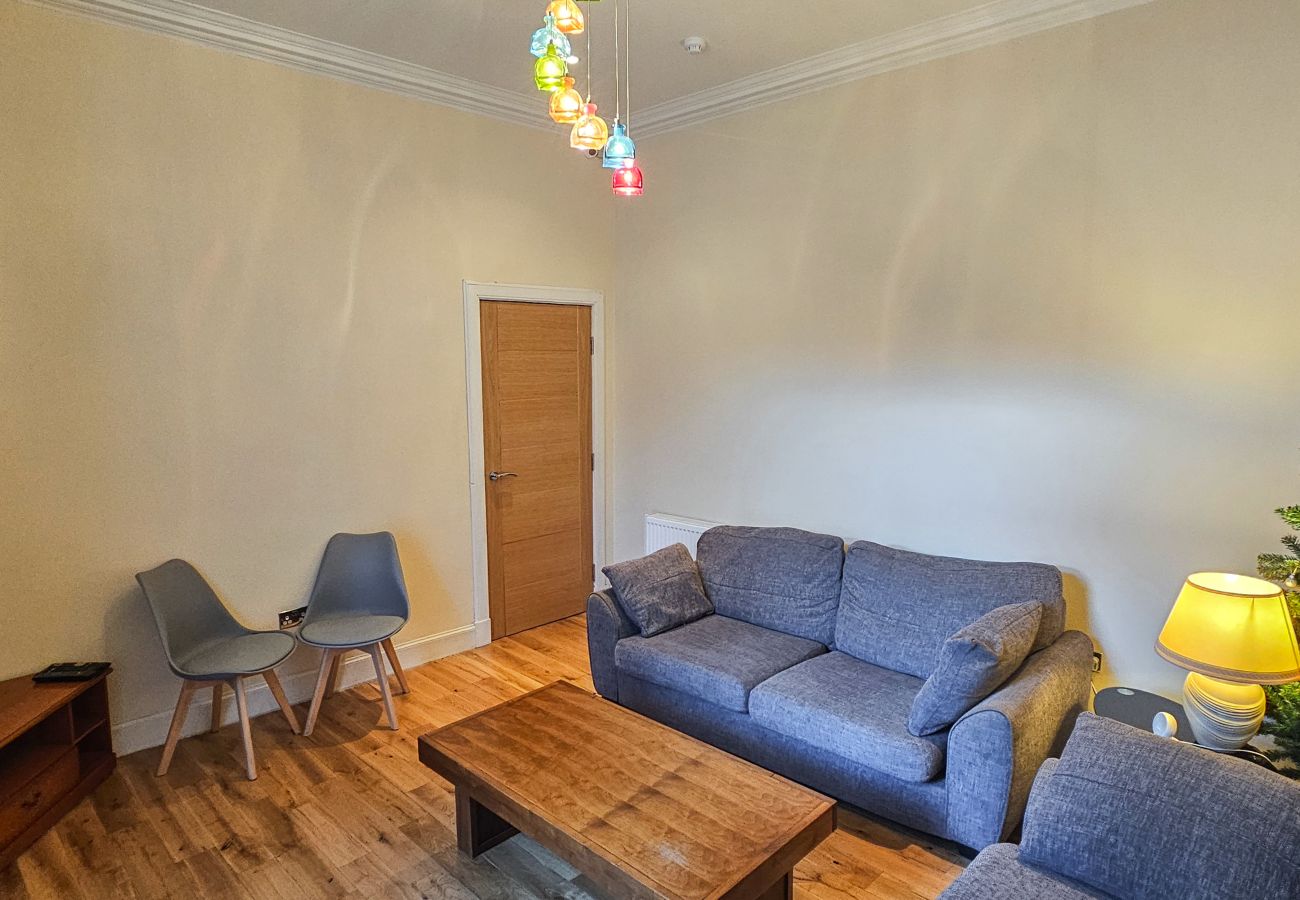 House in Tranent - Bridge St 6 Bedroom House - Tranent