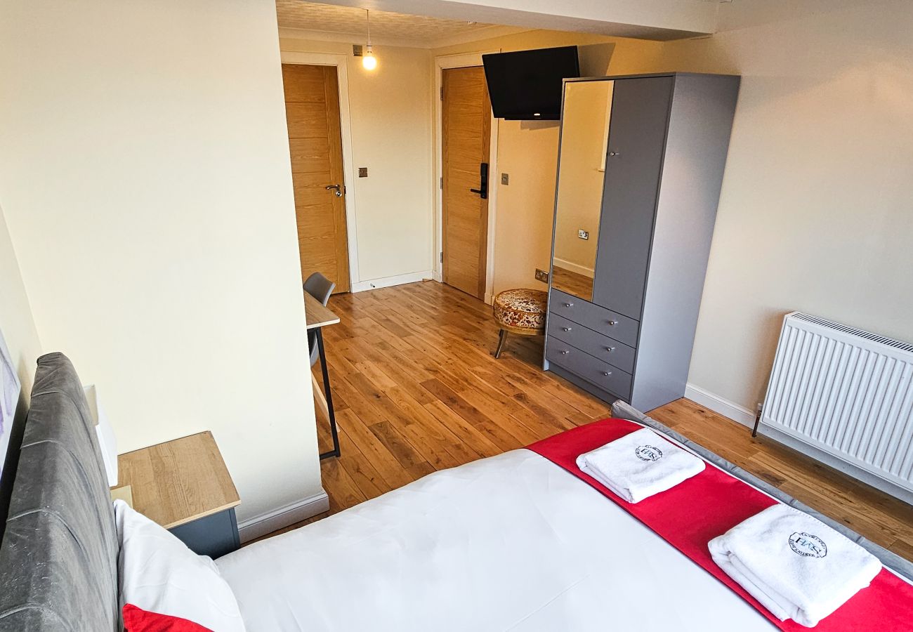 House in Tranent - Bridge St 6 Bedroom House - Tranent