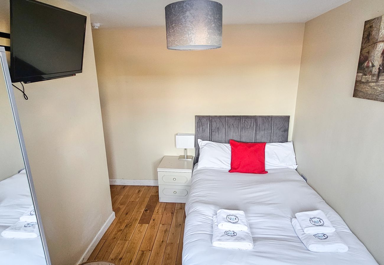 House in Tranent - Bridge St 6 Bedroom House - Tranent