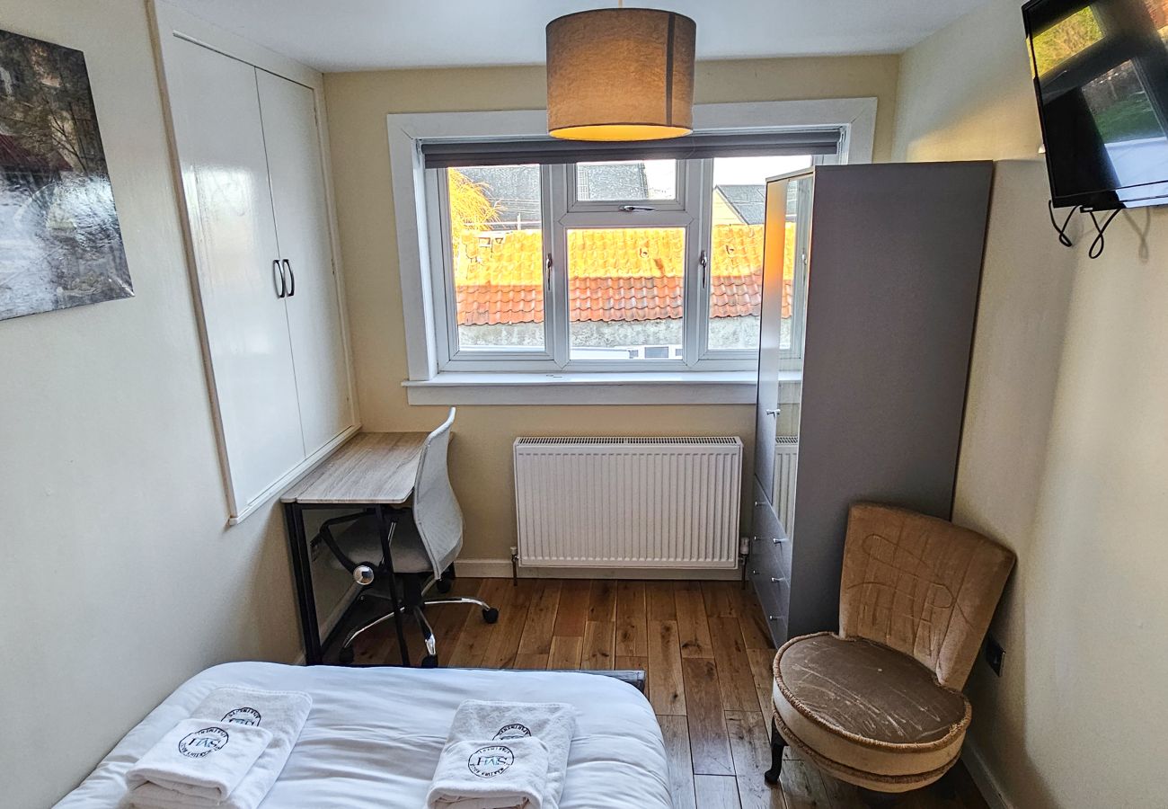House in Tranent - Bridge St 6 Bedroom House - Tranent