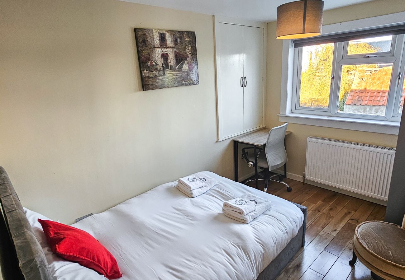 House in Tranent - Bridge St 6 Bedroom House - Tranent
